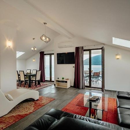 Apartments Joy Herceg Novi Kültér fotó